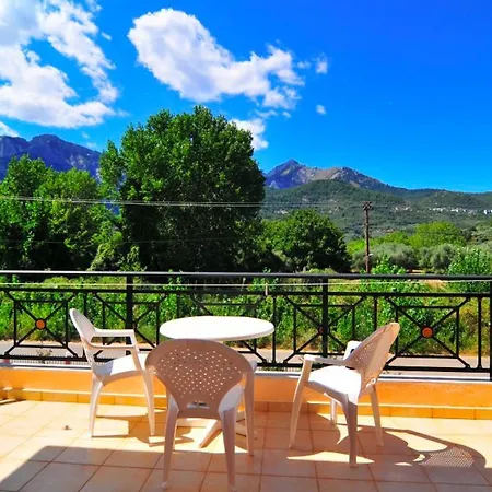 Room In Studio - Hotel Georgia - Vibrant Room In Golden Beach In Thassos Island 克里斯阿穆迪亚